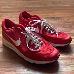 red Nike air max 👟